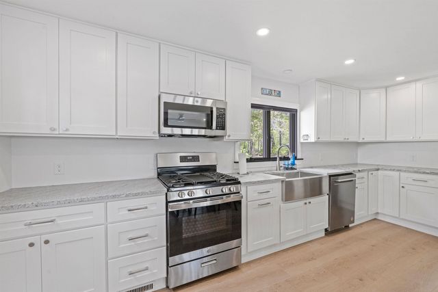 89 Joe Del Drive, Wakefield, NH 03830