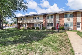 9197 Villaridge Court, St Louis, MO 63123