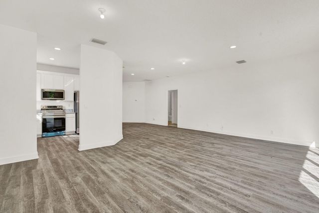 7874 Griswold Street, Lantana, FL 33462