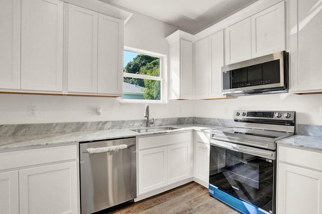 7874 Griswold Street, Lantana, FL 33462