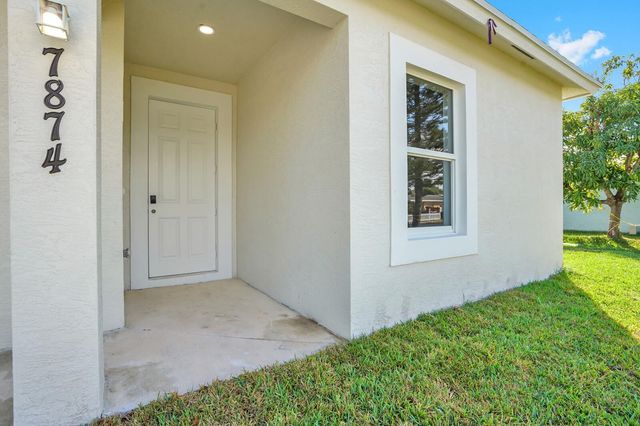 7874 Griswold Street, Lantana, FL 33462