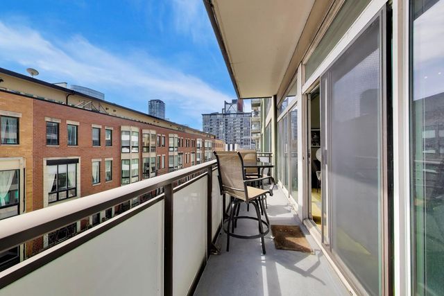 650 W WAYMAN Street 404C, Chicago, IL 60661