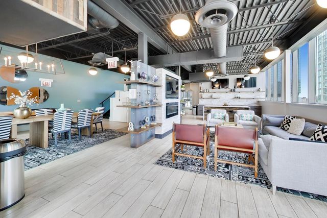 650 W WAYMAN Street 404C, Chicago, IL 60661