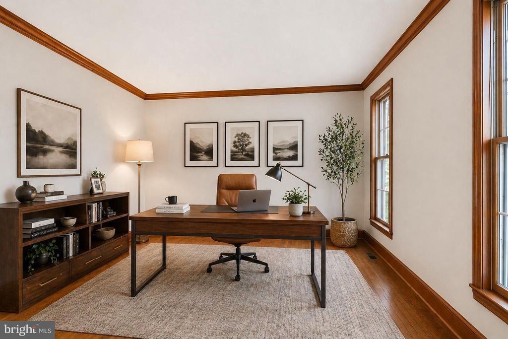 Image 26 of property listing at 22301 FLINTRIDGE DR, Brookeville, MD 20833