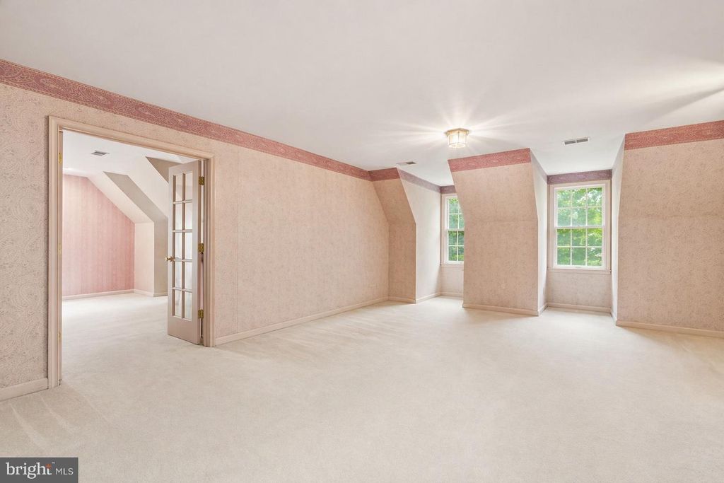 Image 30 of property listing at 22301 FLINTRIDGE DR, Brookeville, MD 20833