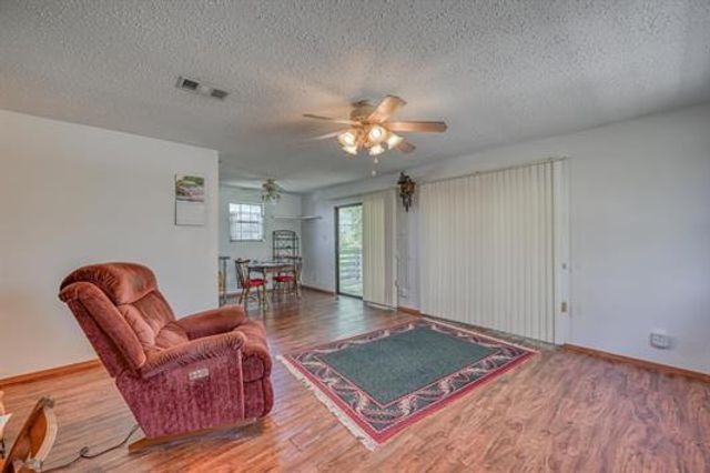 122 Ridge DR, Spicewood, TX 78669