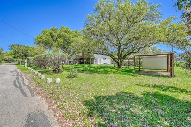 122 Ridge DR, Spicewood, TX 78669
