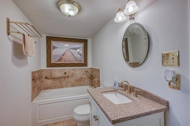 122 Ridge DR, Spicewood, TX 78669