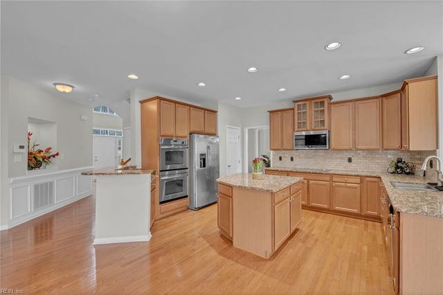 9359 Stonehouse GLN, Toano, VA 23168