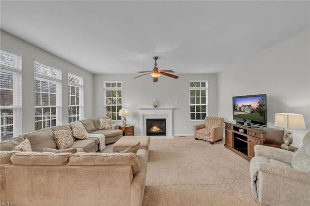 9359 Stonehouse GLN, Toano, VA 23168