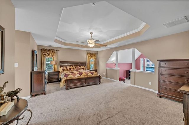 9359 Stonehouse GLN, Toano, VA 23168