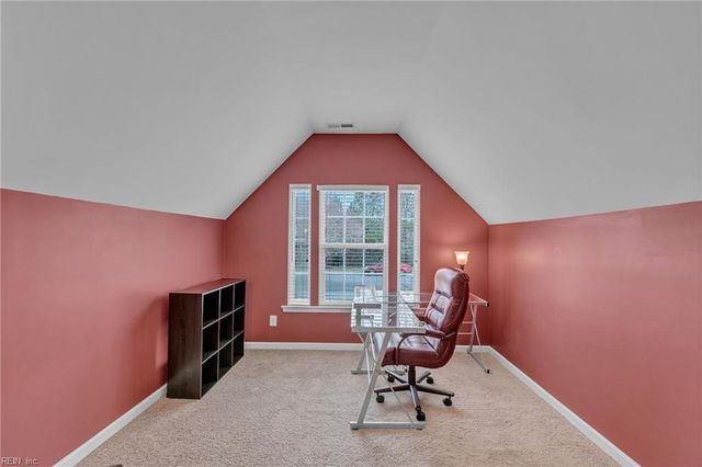 9359 Stonehouse GLN, Toano, VA 23168