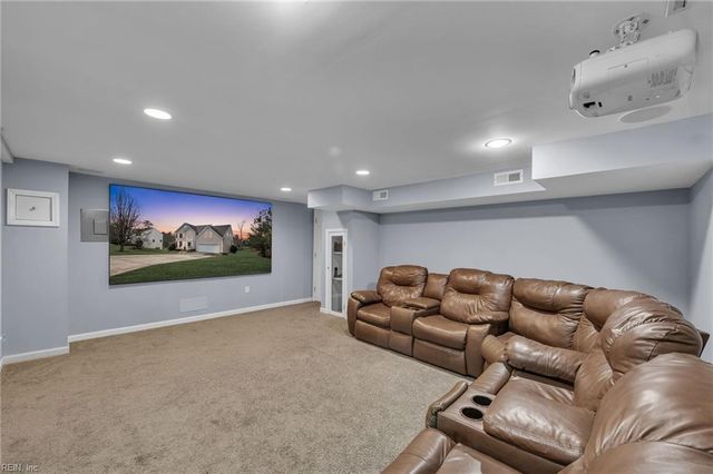 9359 Stonehouse GLN, Toano, VA 23168