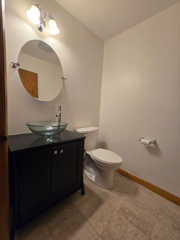 8 Clarendon Common 8, Franklin, MA 02038
