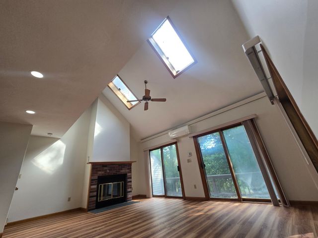 8 Clarendon Common 8, Franklin, MA 02038