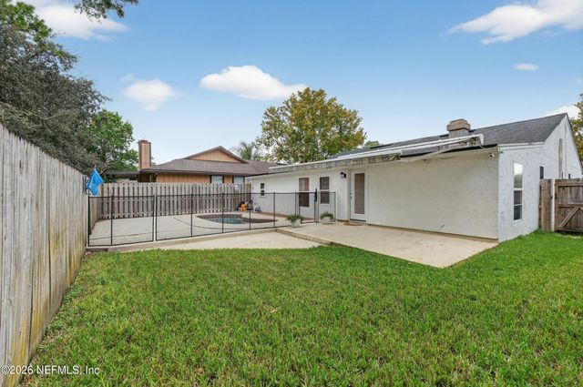 13046 TWIN PINES Circle S, Jacksonville, FL 32246