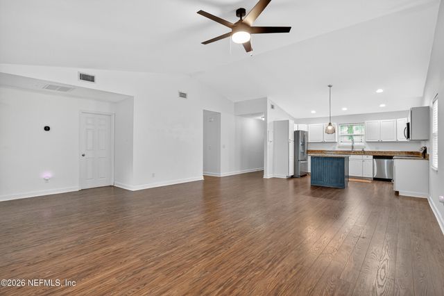 13046 TWIN PINES Circle S, Jacksonville, FL 32246