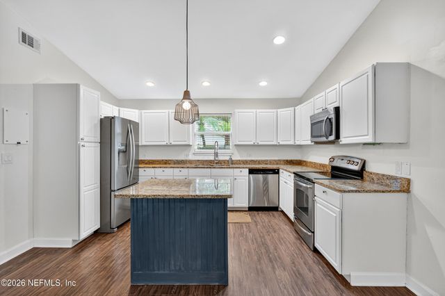 13046 TWIN PINES Circle S, Jacksonville, FL 32246