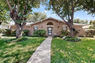 730 Donlee Road, Lancaster, TX 75134