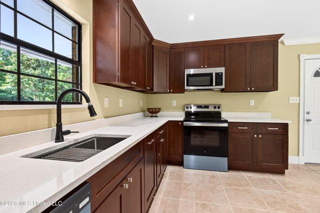 3000 55th Avenue, Gulfport, MS 39501