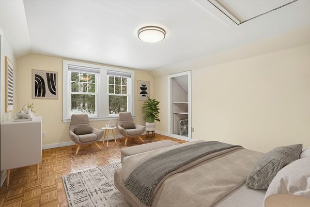 300 W. Main Street, Hopkinton, MA 01748