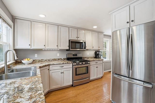 300 W. Main Street, Hopkinton, MA 01748
