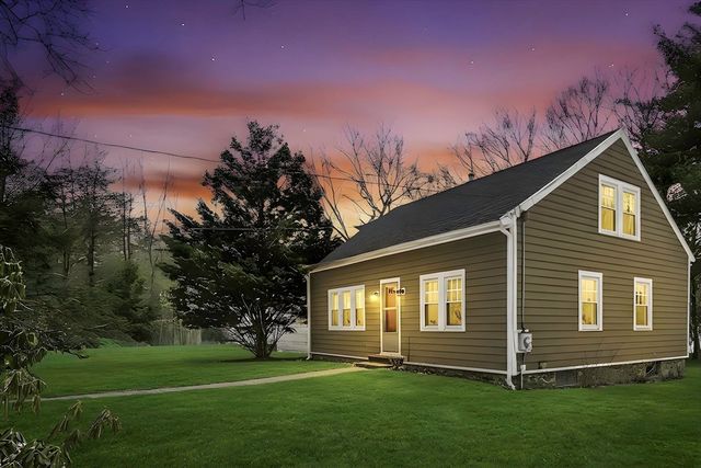 300 W. Main Street, Hopkinton, MA 01748