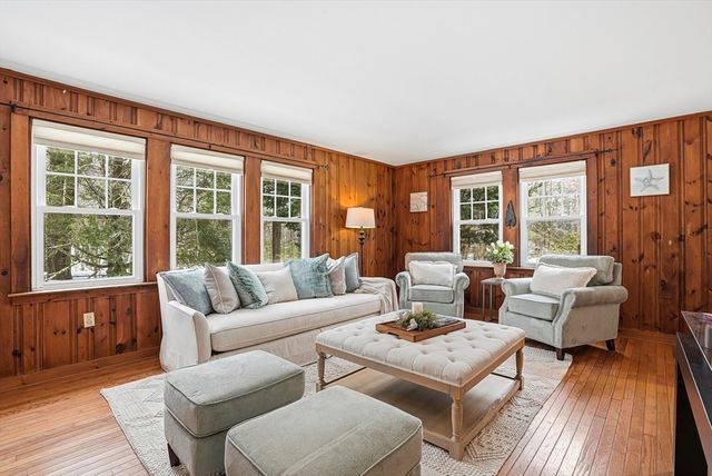 300 W. Main Street, Hopkinton, MA 01748