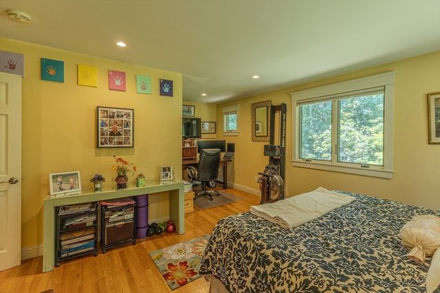 127 Preservation, Tiverton, RI 02878