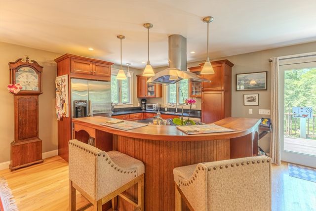 127 Preservation, Tiverton, RI 02878