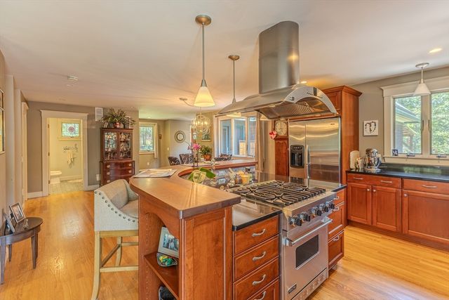 127 Preservation, Tiverton, RI 02878