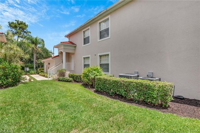 3365 Grand Cypress DR 202, Naples, FL 34119