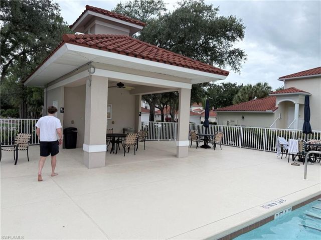 3365 Grand Cypress DR 202, Naples, FL 34119