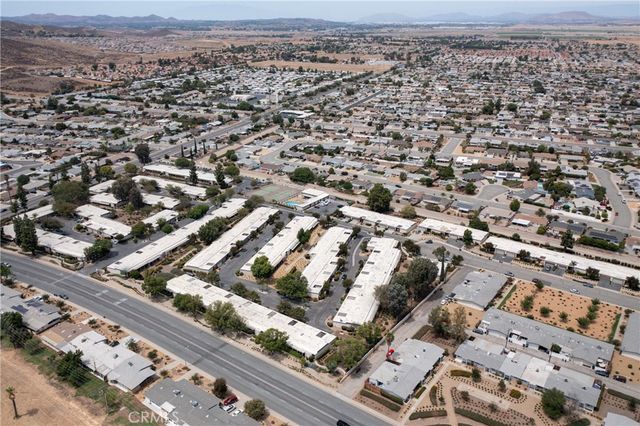 28317 Paseo Grande, Sun City, CA 92586