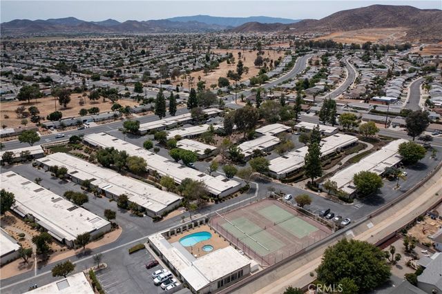 28317 Paseo Grande, Sun City, CA 92586