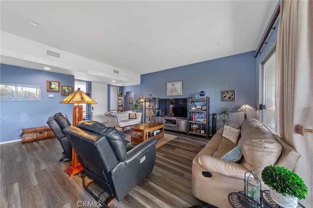 28317 Paseo Grande, Sun City, CA 92586