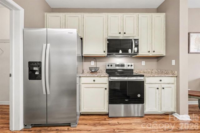 12058 Stratfield Place Circle, Pineville, NC 28134