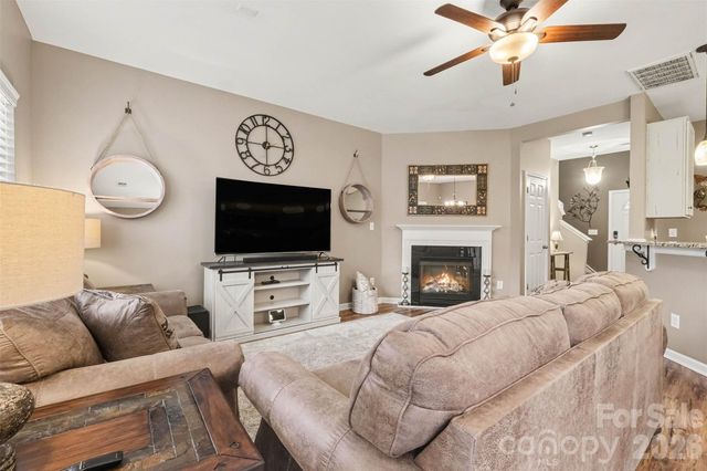 12058 Stratfield Place Circle, Pineville, NC 28134