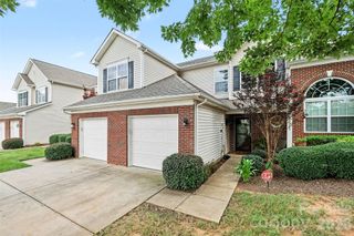 12058 Stratfield Place Circle, Pineville, NC 28134