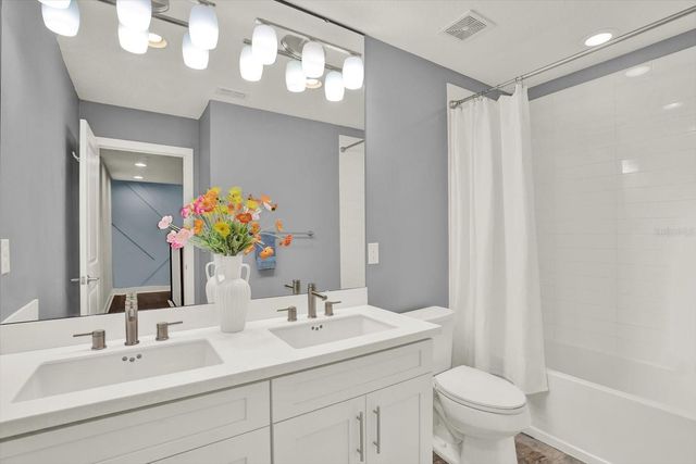 2005 PALM KEY AVENUE, Oldsmar, FL 34677