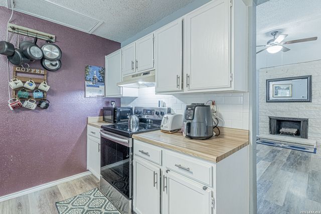 9606 SUGARLOAF DR, San Antonio, TX 78245