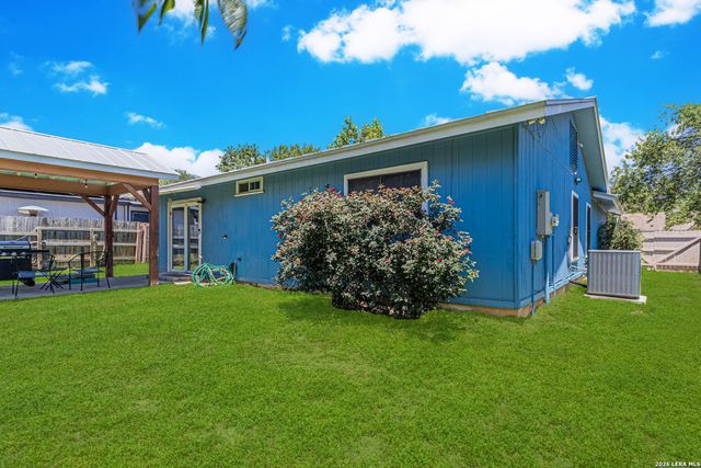 9606 SUGARLOAF DR, San Antonio, TX 78245