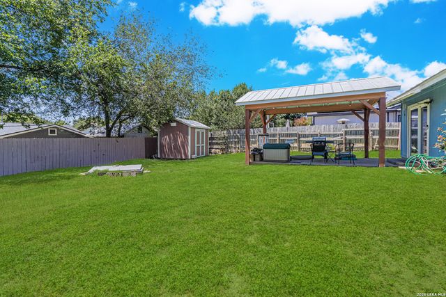 9606 SUGARLOAF DR, San Antonio, TX 78245