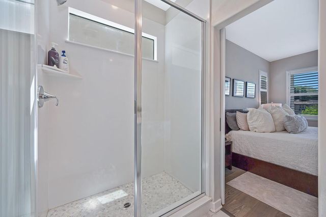 9 Fischbacher St, Sacramento, CA 95816