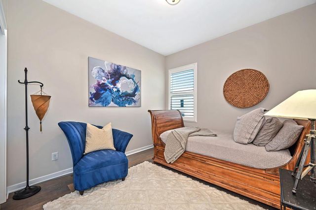 9 Fischbacher St, Sacramento, CA 95816