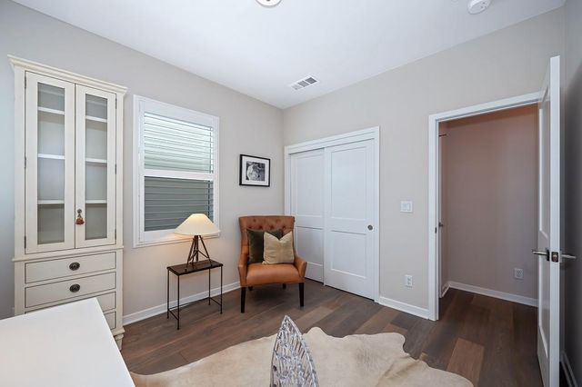 9 Fischbacher St, Sacramento, CA 95816