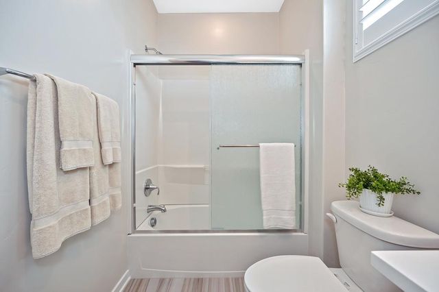 9 Fischbacher St, Sacramento, CA 95816