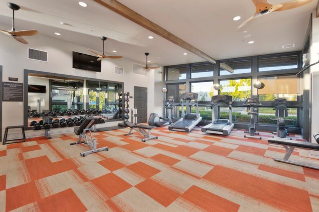 9 Fischbacher St, Sacramento, CA 95816