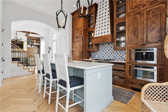 11277 Serenbe Lane, Chattahoochee Hills, GA 30268