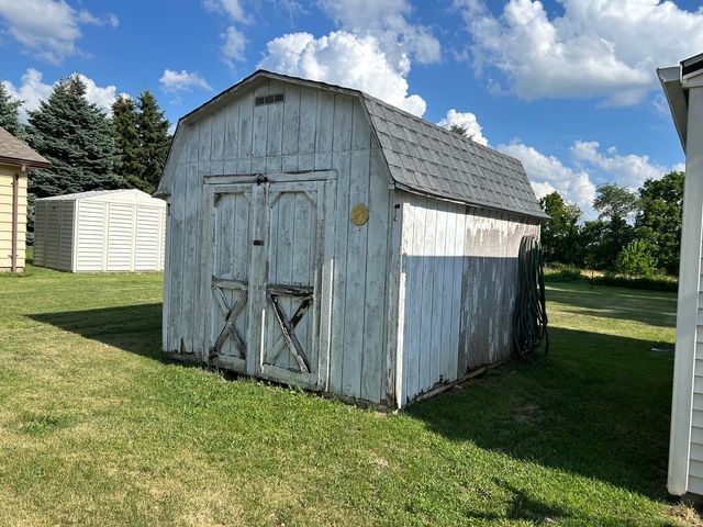 5147 E Chrysler Drive, Belvidere, IL 61008